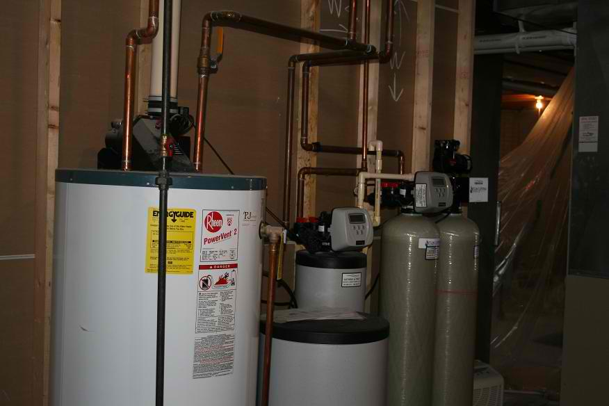 PJs Plumbing Water Heater Installation